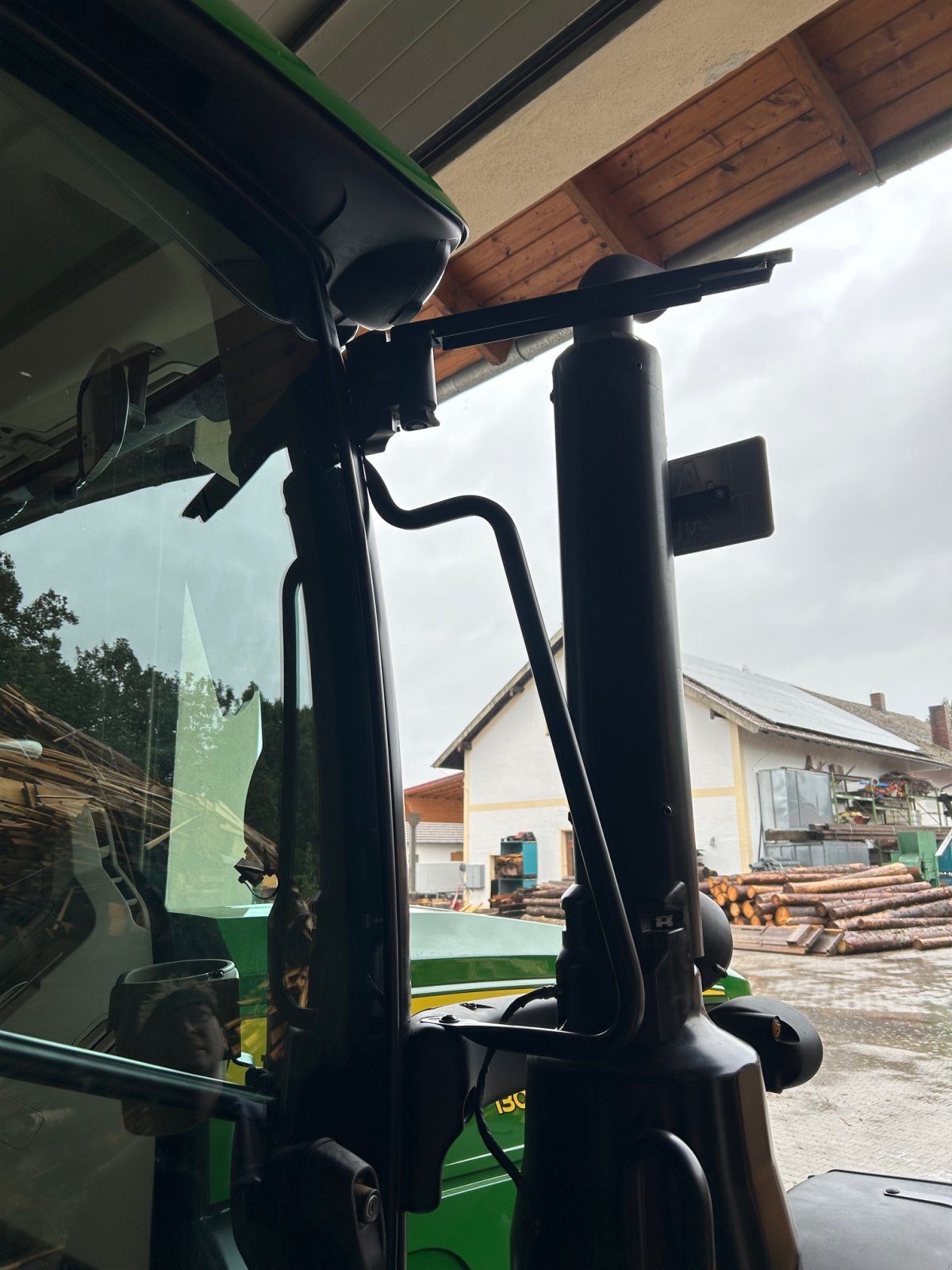 Traktor van het type John Deere 6R 130, Gebrauchtmaschine in Wallersdorf (Foto 16)