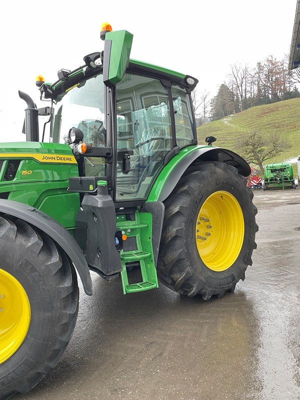 Traktor of the type John Deere 6R 150, Neumaschine in Eichberg (Picture 3)