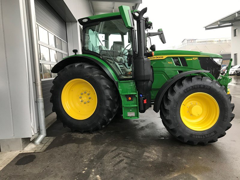 Traktor du type John Deere 6R 150, Neumaschine en Henau (Photo 3)