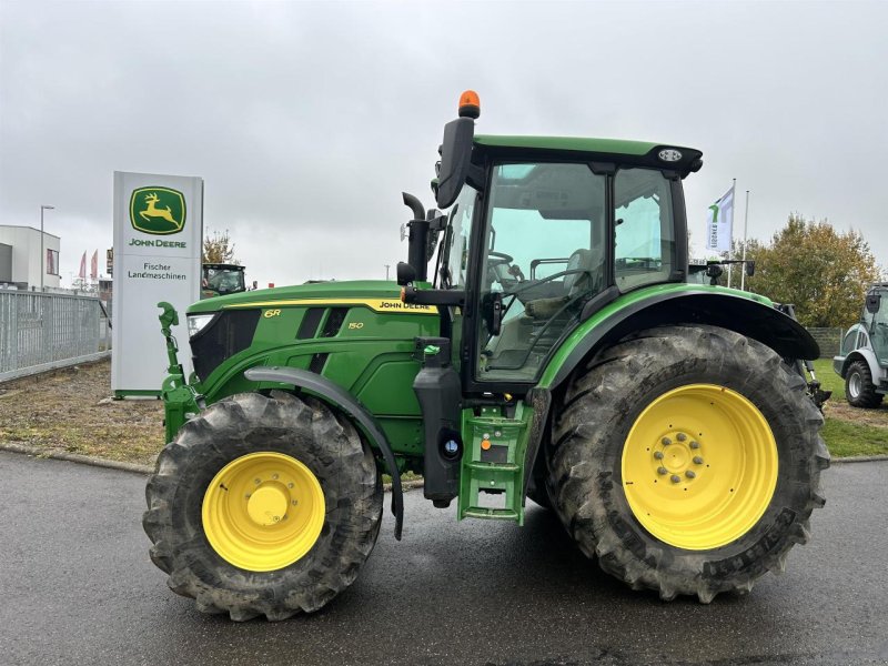 Traktor of the type John Deere 6R 150, Neumaschine in Niederkirchen