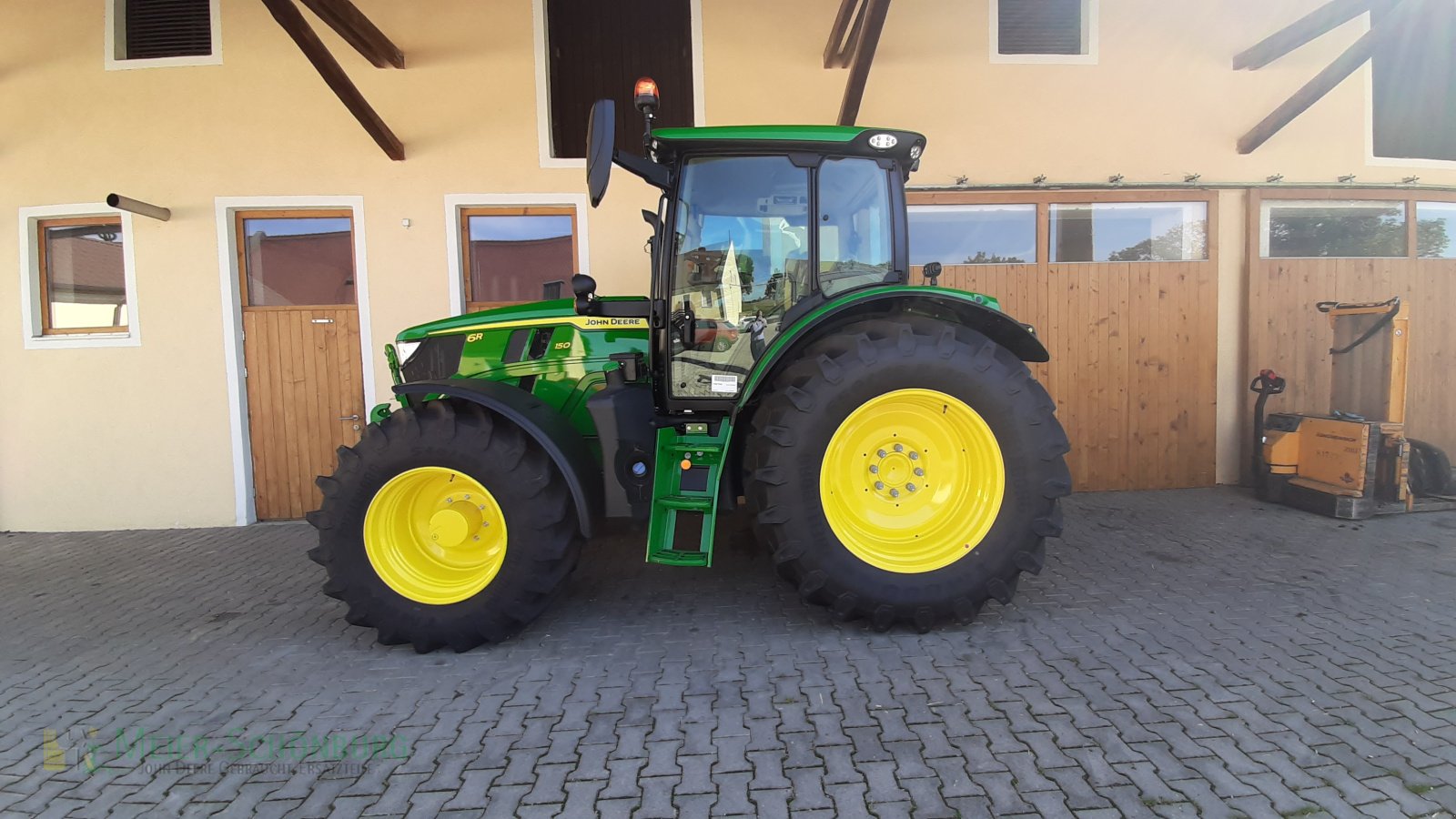 Traktor типа John Deere 6R 150, Neumaschine в Pocking (Фотография 1)