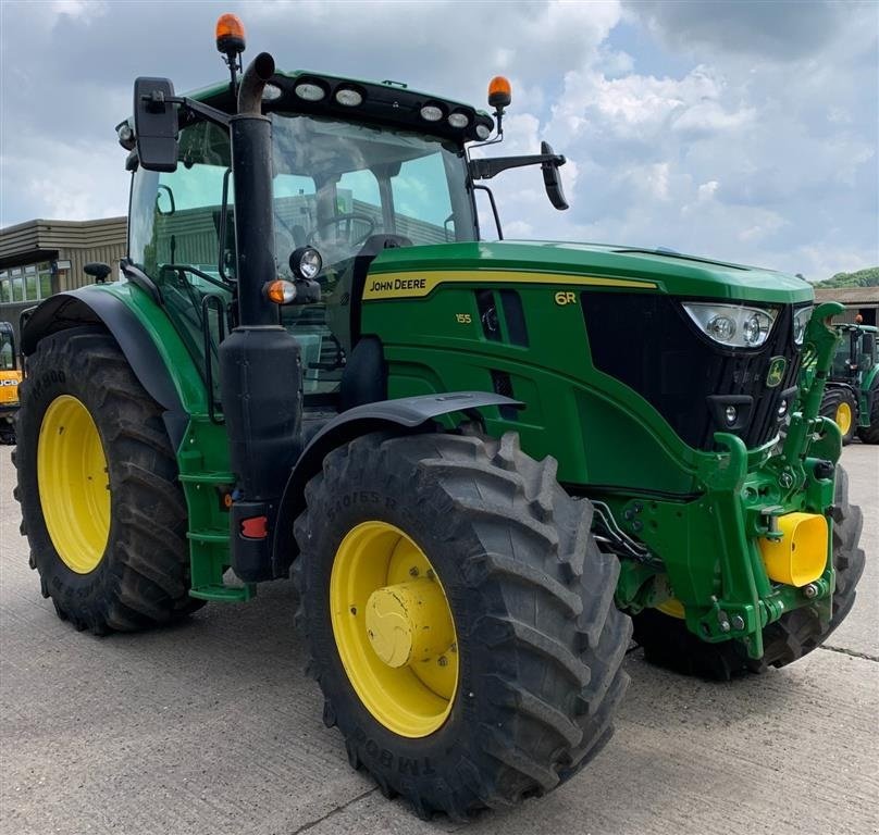 Traktor a típus John Deere 6R 155 Front PTO Luft og hydraulik bremser. Front PTO. GPS ready. Ring til Ulrik på 40255544. Jeg snakker Jysk., Gebrauchtmaschine ekkor: Kolding (Kép 3)