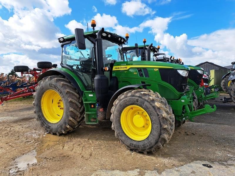 Traktor del tipo John Deere 6R 155, Gebrauchtmaschine en SAINT-GERMAIN DU PUY (Imagen 2)