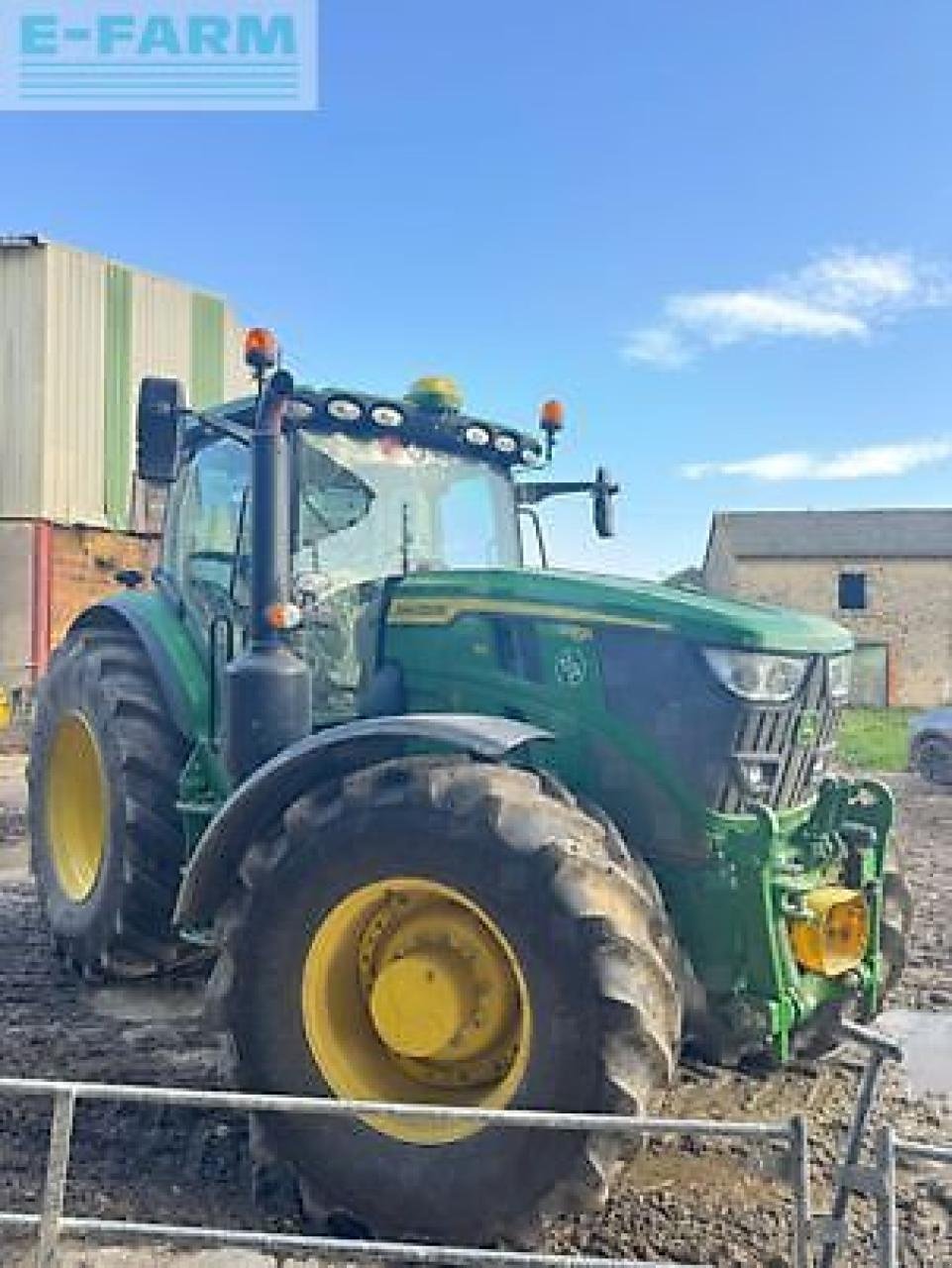 Traktor Türe ait John Deere 6r 155, Gebrauchtmaschine içinde MONFERRAN (resim 2)