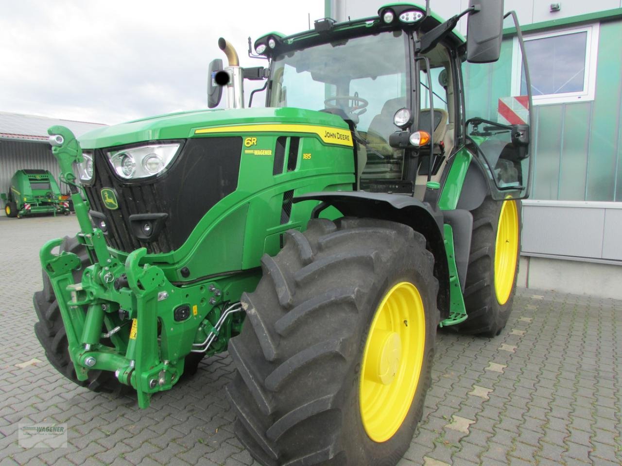 Traktor of the type John Deere 6R 185  AP50, Neumaschine in Bad Wildungen - Wega (Picture 1)