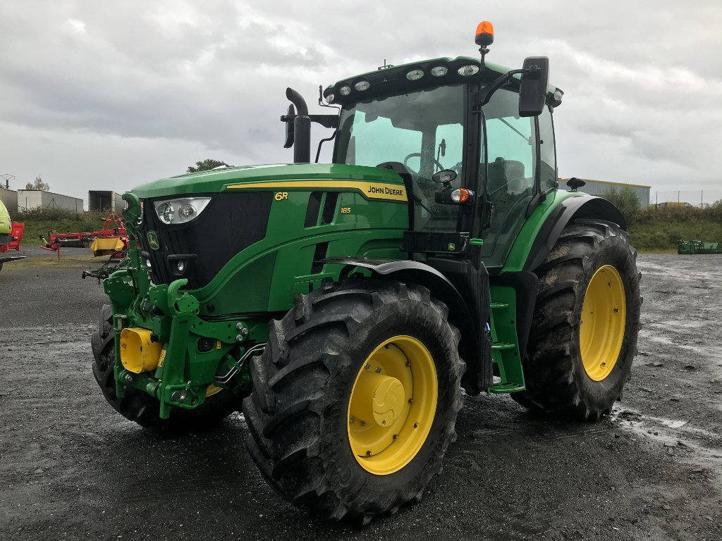 Traktor van het type John Deere 6R 185 AUTOTRAC DISPONIBLE ., Gebrauchtmaschine in UZERCHE (Foto 1)