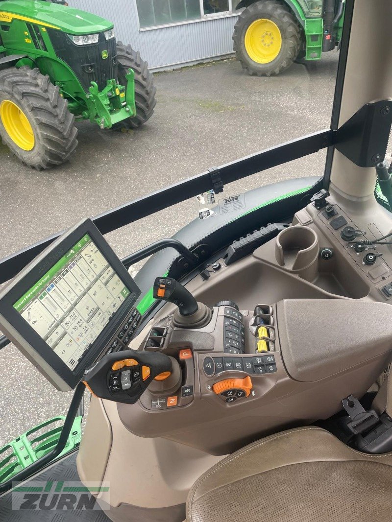 Traktor of the type John Deere 6R 185, Neumaschine in Schöntal-Westernhausen (Picture 11)