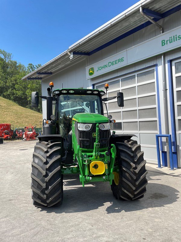 Traktor van het type John Deere 6R 185, Ausstellungsmaschine in Eichberg (Foto 2)