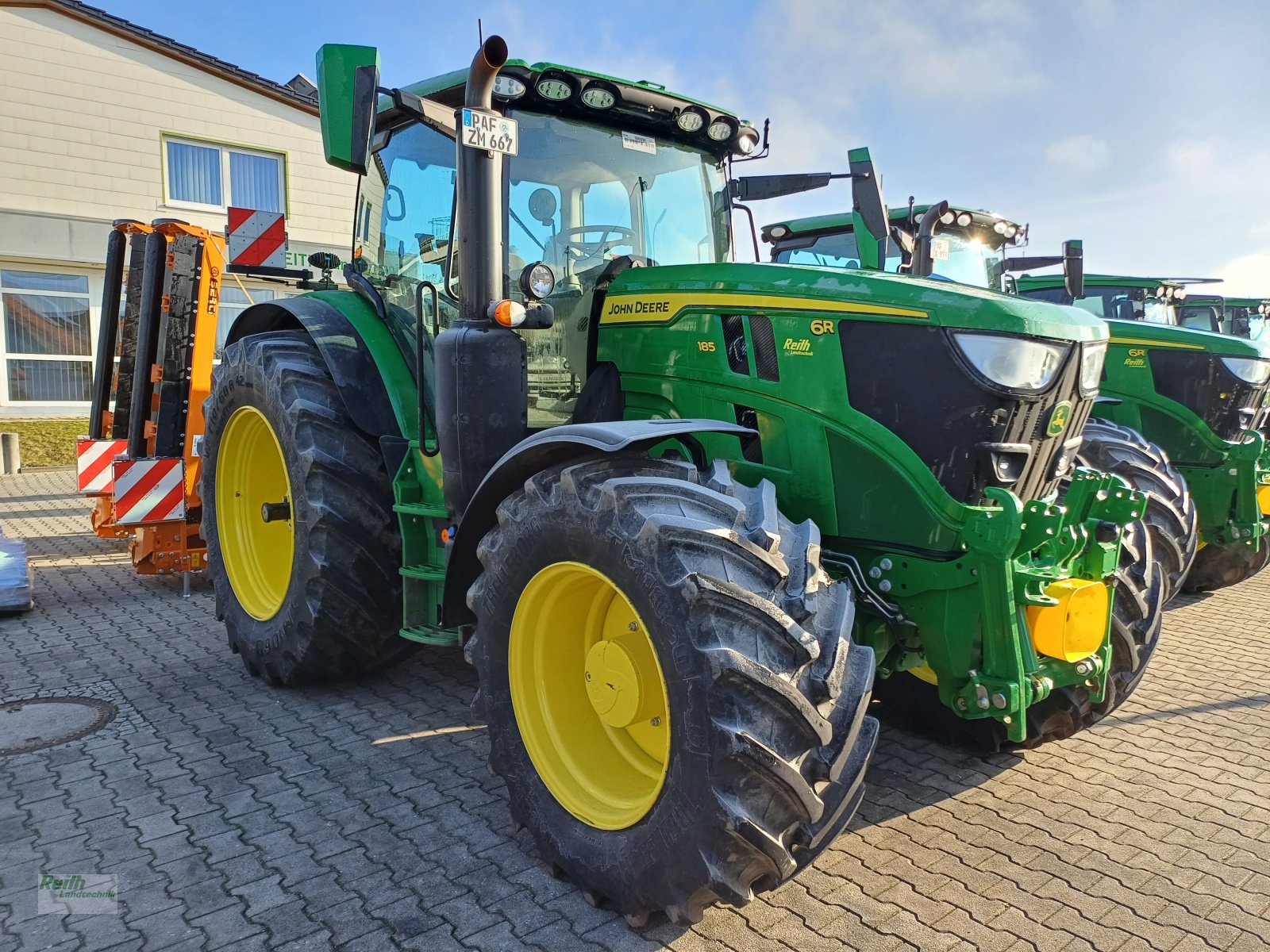 Traktor des Typs John Deere 6R 185, Gebrauchtmaschine in Wolnzach (Bild 2)