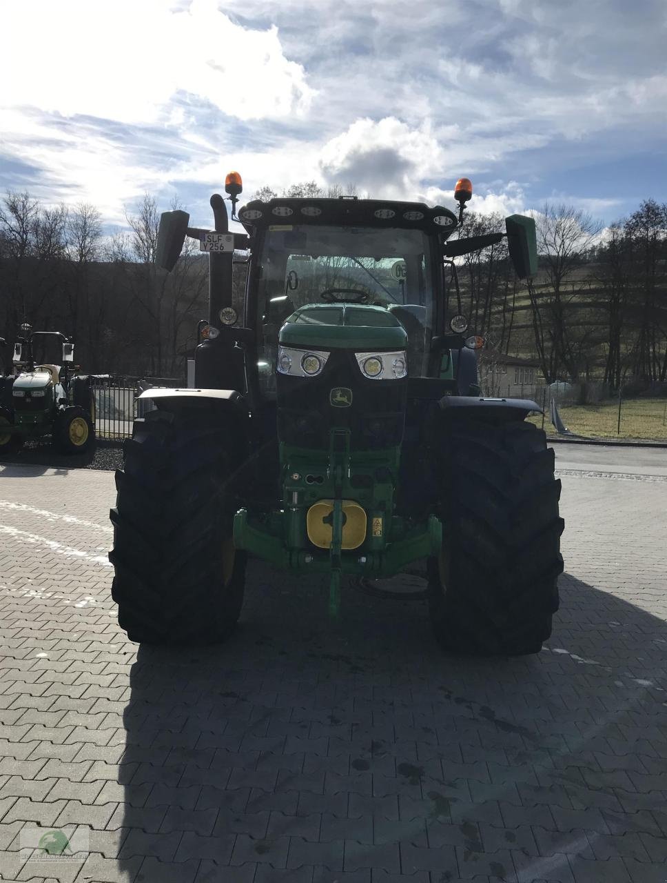 Traktor of the type John Deere 6R 185, Neumaschine in Teichröda (Picture 8)