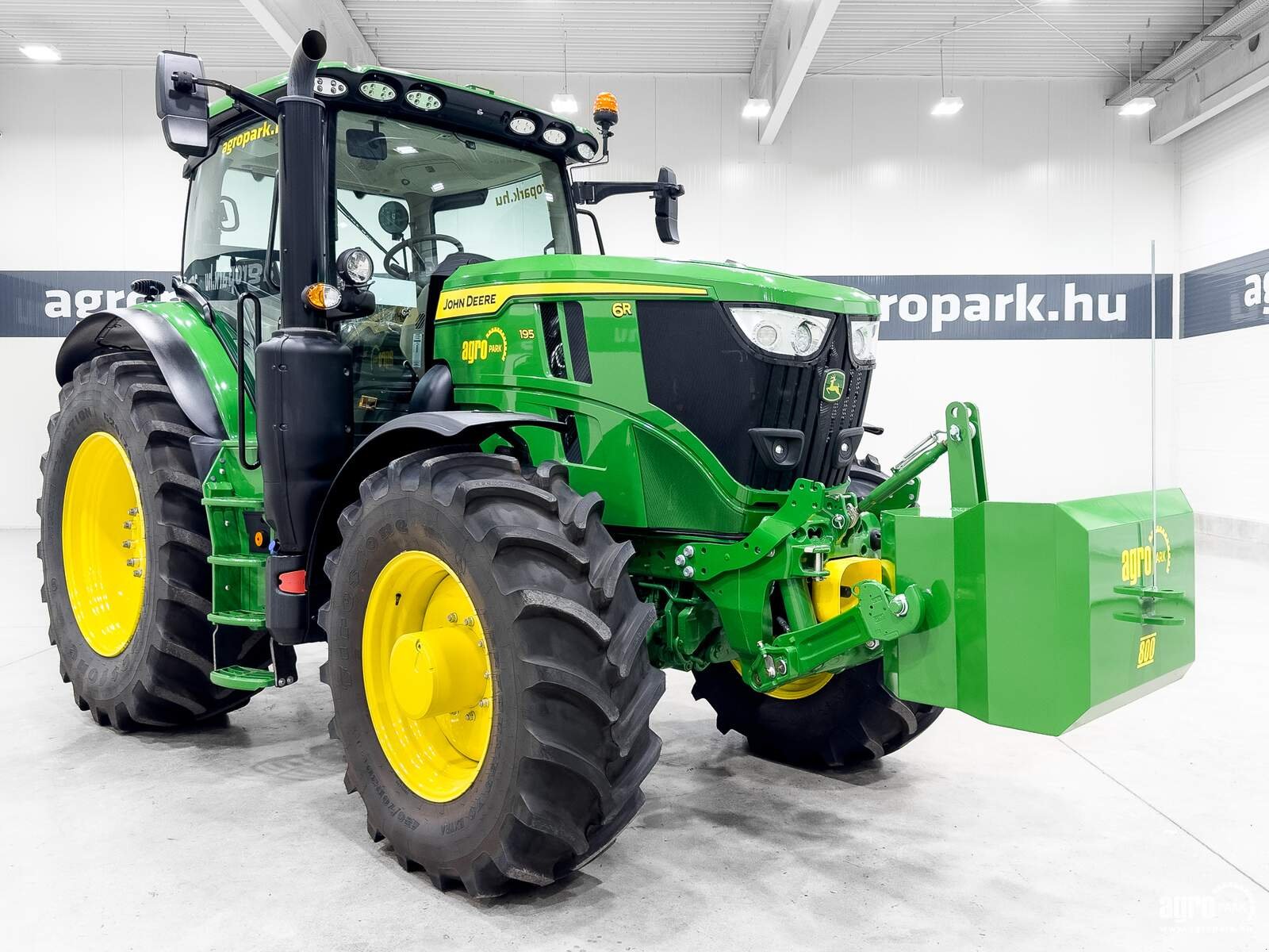 Traktor του τύπου John Deere 6R 195, Gebrauchtmaschine σε Csengele (Φωτογραφία 2)