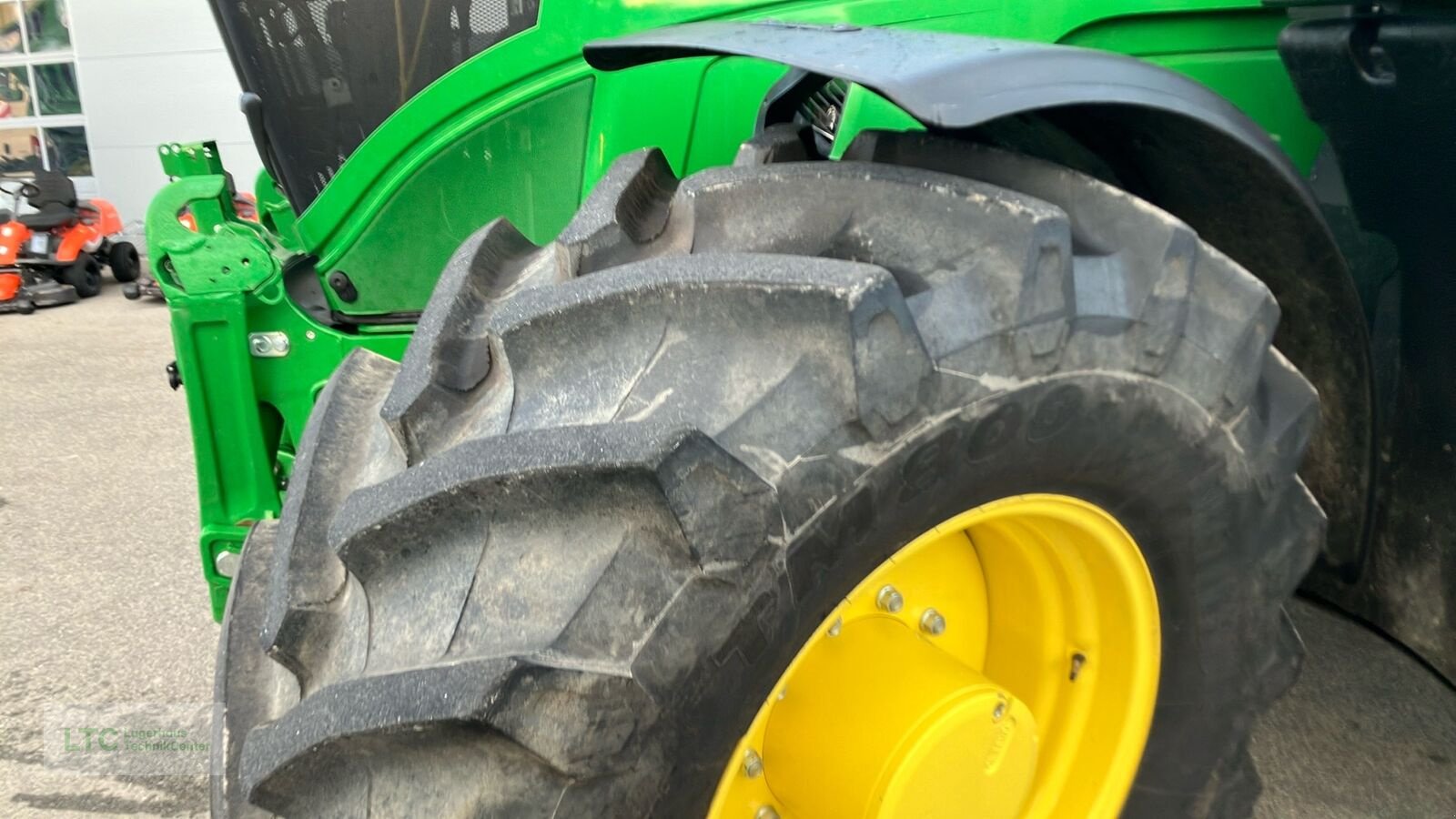 Traktor typu John Deere 6R 195, Vorführmaschine v Redlham (Obrázek 15)