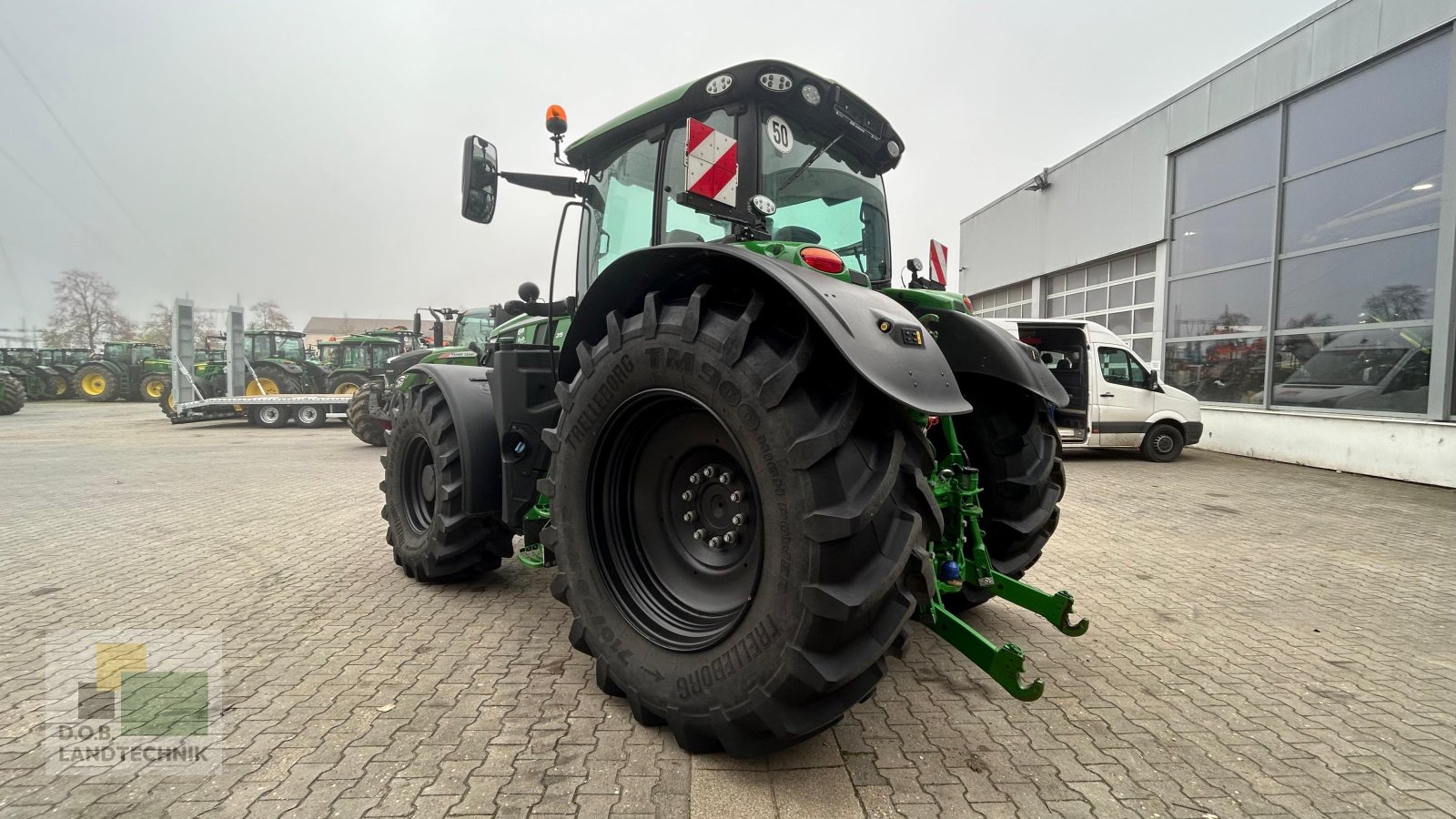 Traktor des Typs John Deere 6R 215 6R215, Gebrauchtmaschine in Regensburg (Bild 8)