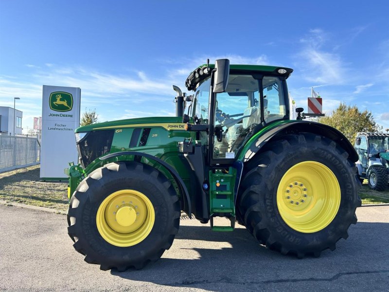 Traktor of the type John Deere 6R 215 Aktion, Neumaschine in Niederkirchen (Picture 1)