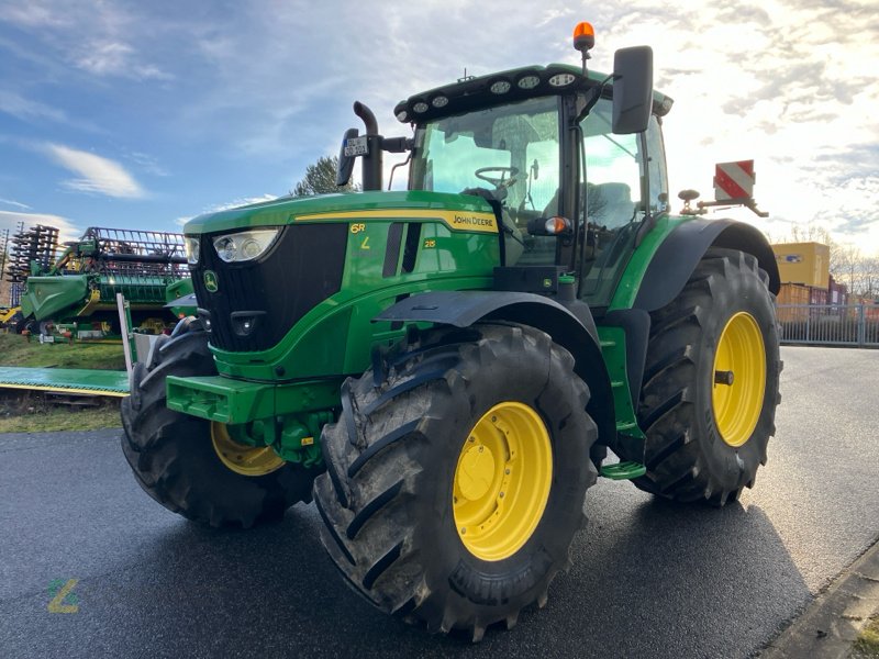 Traktor of the type John Deere 6R 215 Garantie bis 2026/ AutoTrac/ CommandPro, Gebrauchtmaschine in Jahnatal