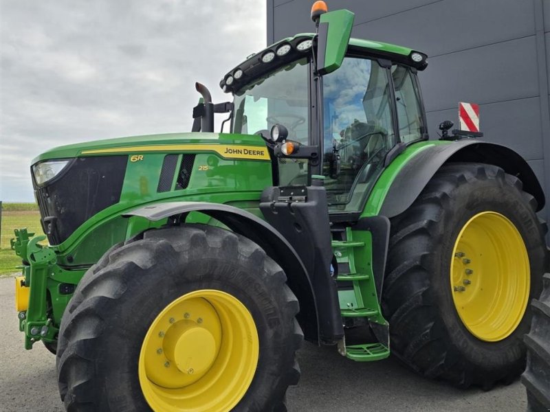 Traktor tip John Deere 6R 215 Vi giver 50 timers reklamationsret i Danmark!!! Front PTO, luftbremser, CommandArm. AutoTrac. StarFire 6000 antenne. Ring til Ulrik på 40255544. Jeg snakker Jysk, tysk og engelsk., Gebrauchtmaschine in Kolding (Poză 1)