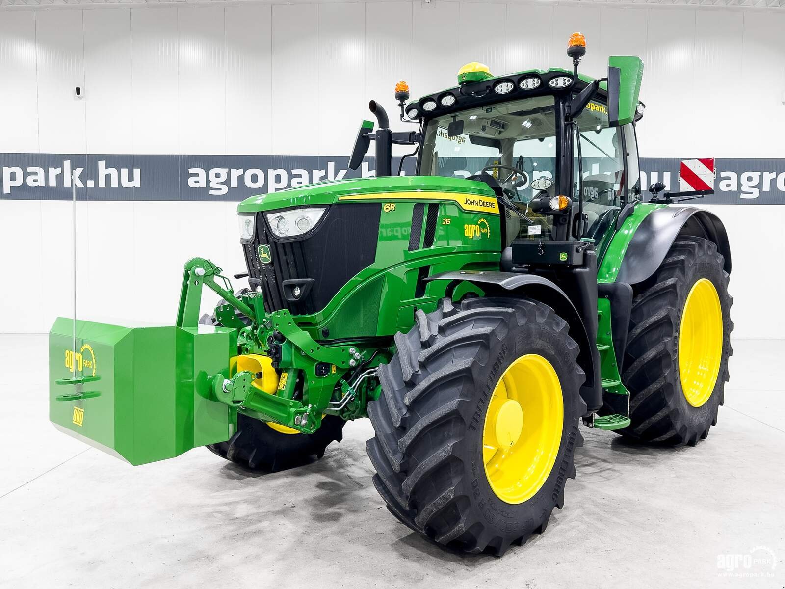 Traktor Türe ait John Deere 6R 215, Gebrauchtmaschine içinde Csengele (resim 1)