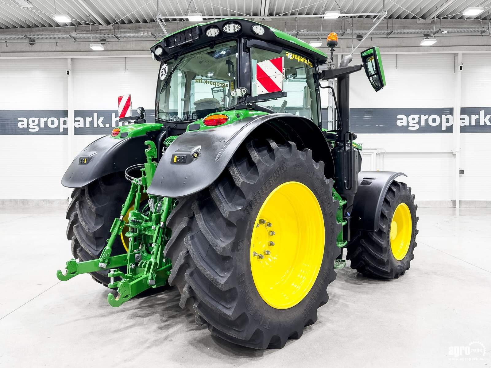 Traktor a típus John Deere 6R 215, Gebrauchtmaschine ekkor: Csengele (Kép 3)