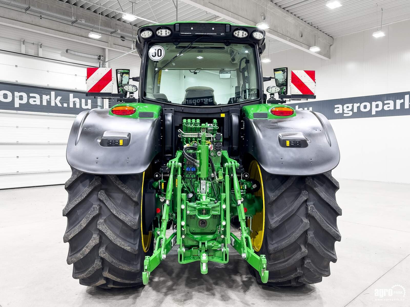 Traktor Türe ait John Deere 6R 215, Gebrauchtmaschine içinde Csengele (resim 5)