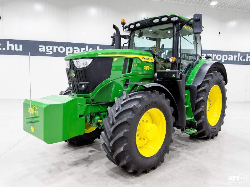 Traktor Türe ait John Deere 6R 215, Gebrauchtmaschine içinde Csengele (resim 1)