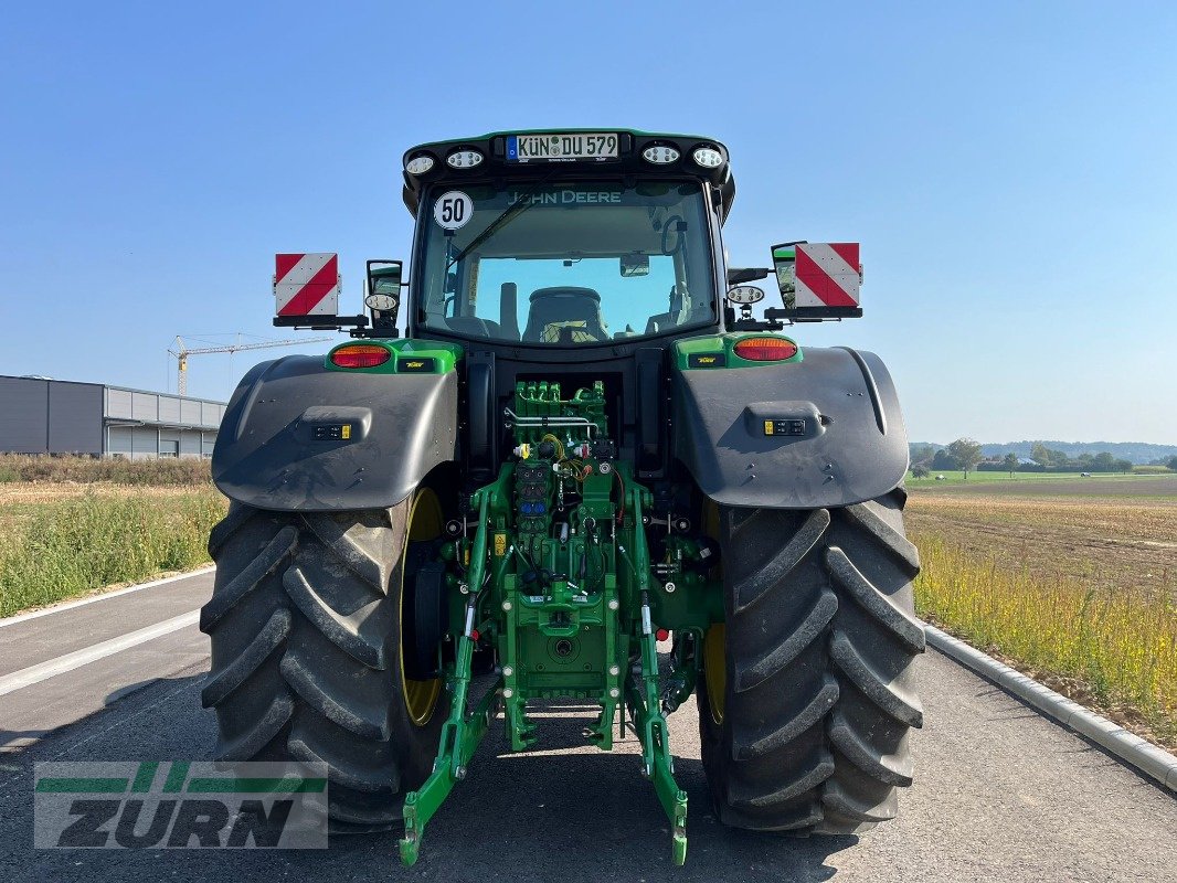 Traktor van het type John Deere 6R 215, Neumaschine in Rot am See (Foto 3)