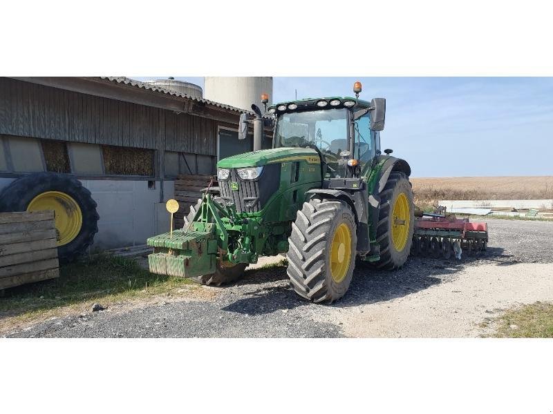 Traktor Türe ait John Deere 6R 215, Gebrauchtmaschine içinde VOUZIERS (resim 1)