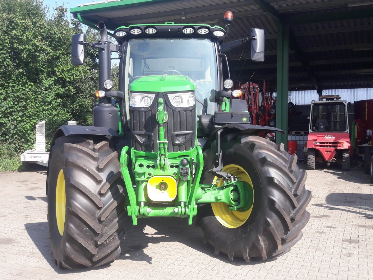 Traktor typu John Deere 6R 215, Gebrauchtmaschine v Aislingen (Obrázok 2)