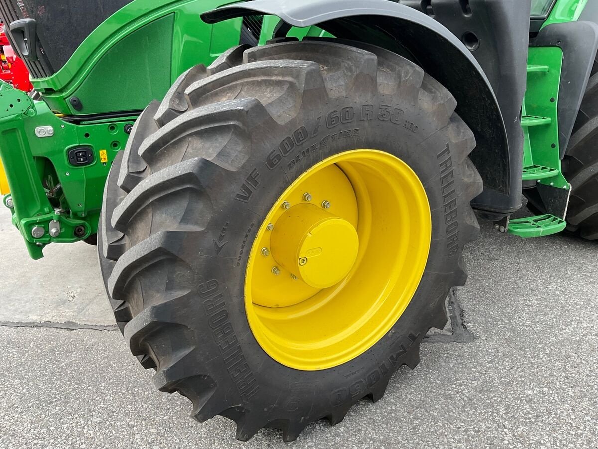 Traktor του τύπου John Deere 6R 215, Gebrauchtmaschine σε Zwettl (Φωτογραφία 16)