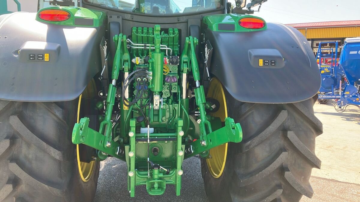 Traktor Türe ait John Deere 6R 215, Neumaschine içinde Zwettl (resim 14)