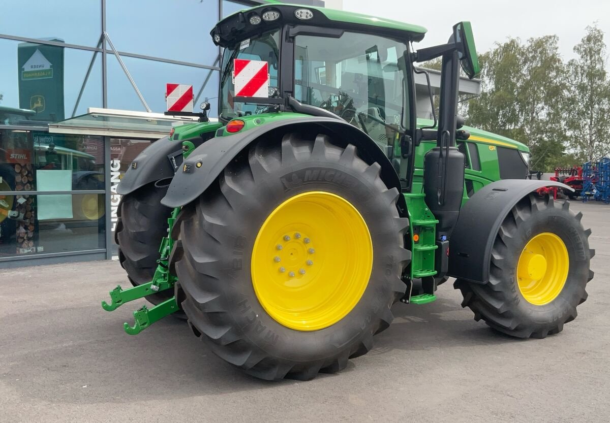 Traktor tipa John Deere 6R 215, Neumaschine u Zwettl (Slika 3)