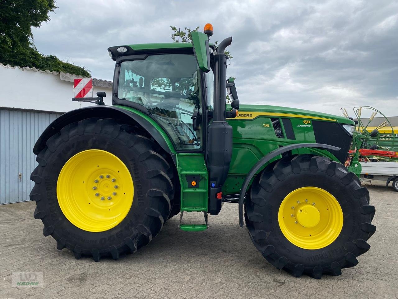 Traktor typu John Deere 6R 215, Gebrauchtmaschine v Spelle (Obrázok 3)