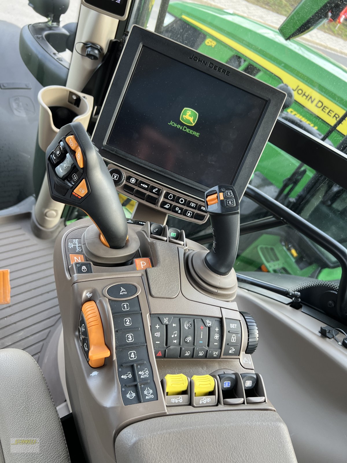 Traktor типа John Deere 6R 230, Neumaschine в Söchtenau (Фотография 9)