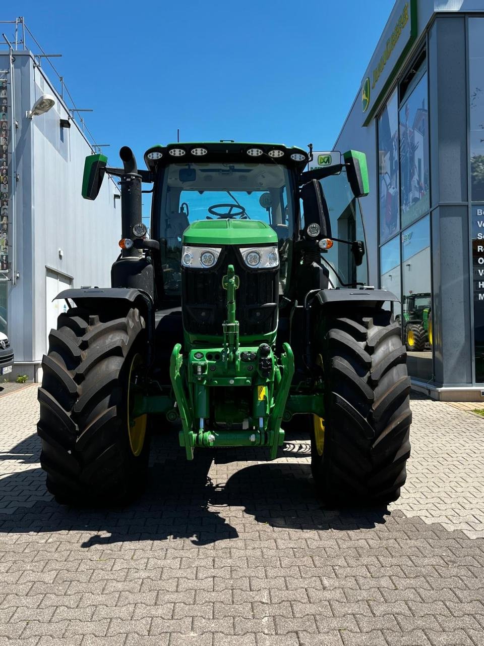 Traktor du type John Deere 6R 250 0% SONDERFINANZIERUNG, Gebrauchtmaschine en Niederkirchen (Photo 3)