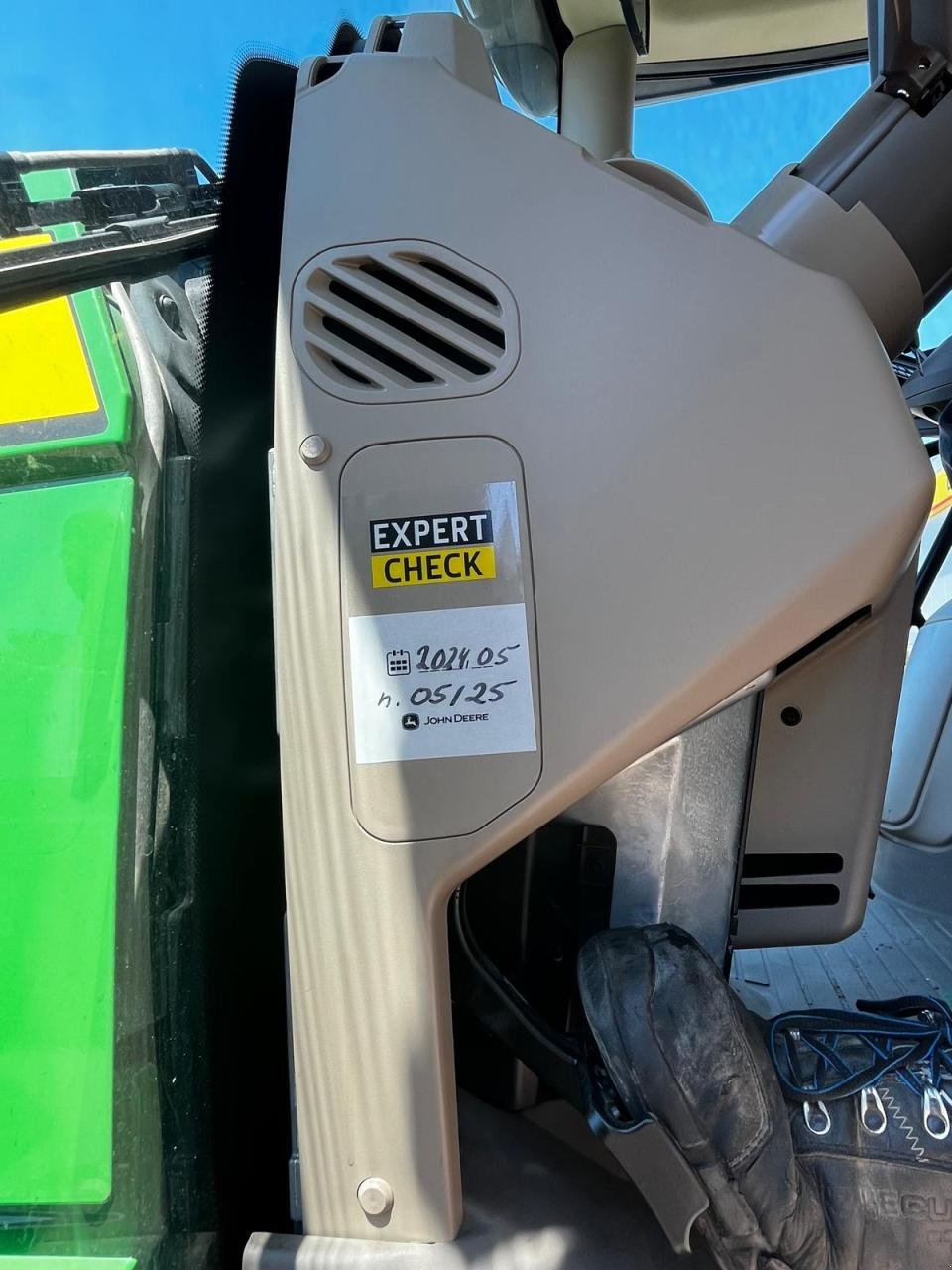 Traktor tip John Deere 6R 250 0% SONDERFINANZIERUNG, Gebrauchtmaschine in Niederkirchen (Poză 11)