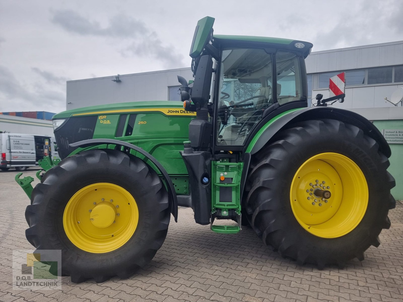 Traktor typu John Deere 6R 250 6R250, Gebrauchtmaschine w Regensburg (Zdjęcie 2)