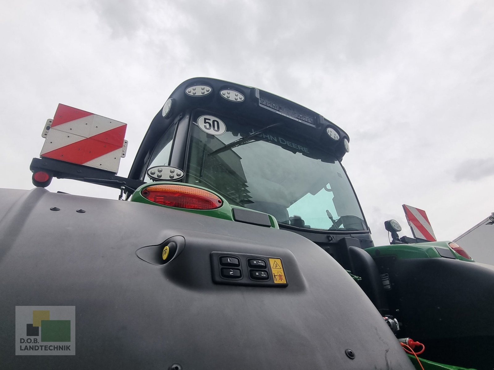 Traktor van het type John Deere 6R 250 6R250, Gebrauchtmaschine in Regensburg (Foto 9)