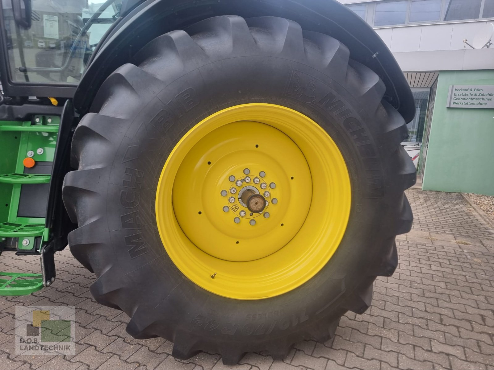 Traktor du type John Deere 6R 250 6R250, Gebrauchtmaschine en Regensburg (Photo 12)