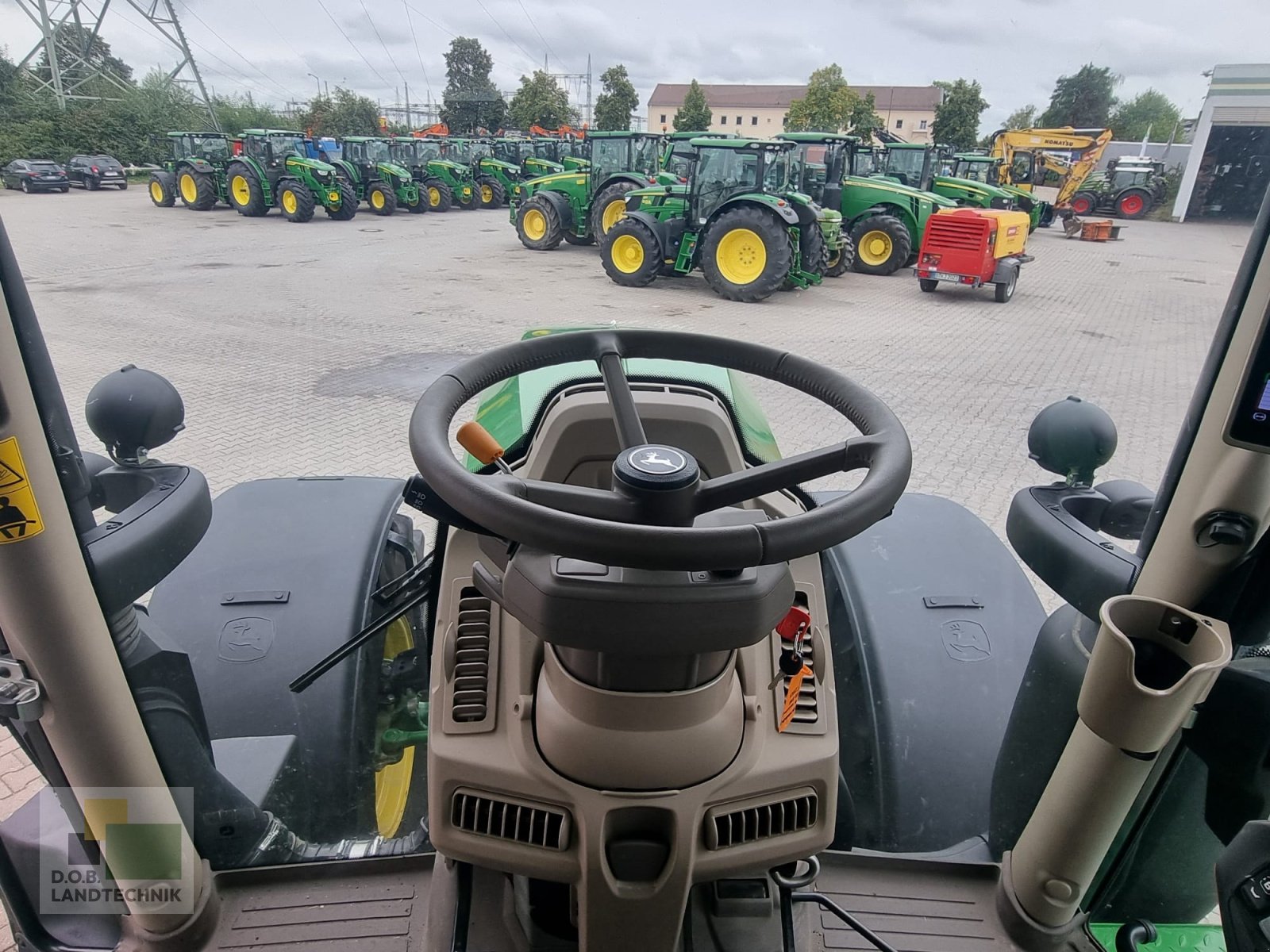 Traktor van het type John Deere 6R 250 6R250, Gebrauchtmaschine in Regensburg (Foto 15)