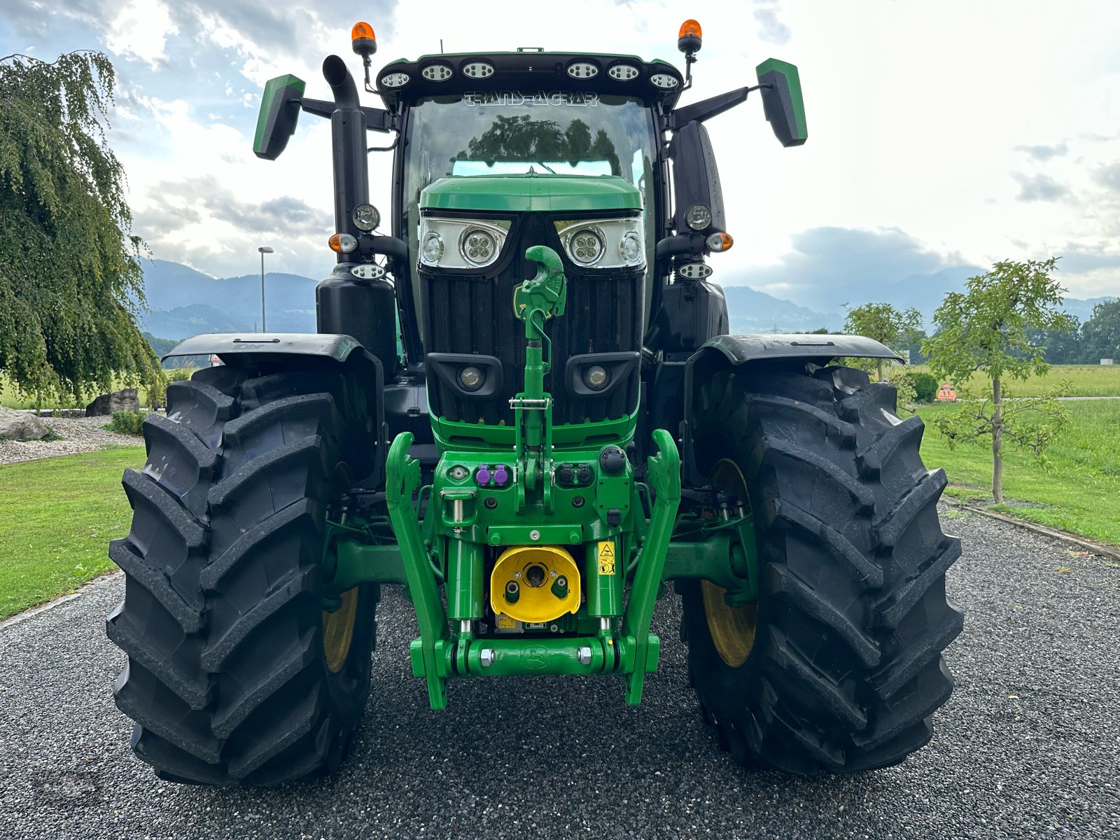 Traktor of the type John Deere 6R 250 GPS wurde 10/2024 nachgerüstet, Gebrauchtmaschine in Rankweil (Picture 4)