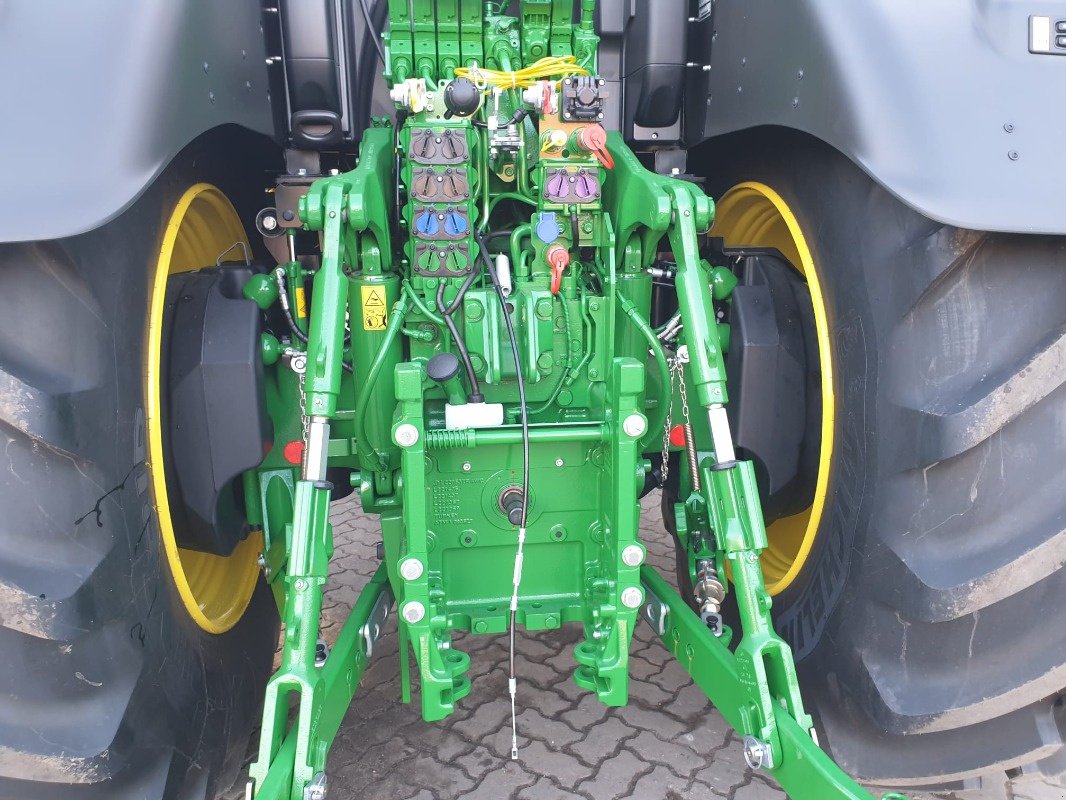 Traktor des Typs John Deere 6R 250 **MIETRÜCKLÄUFER**, Gebrauchtmaschine in Sittensen (Bild 7)