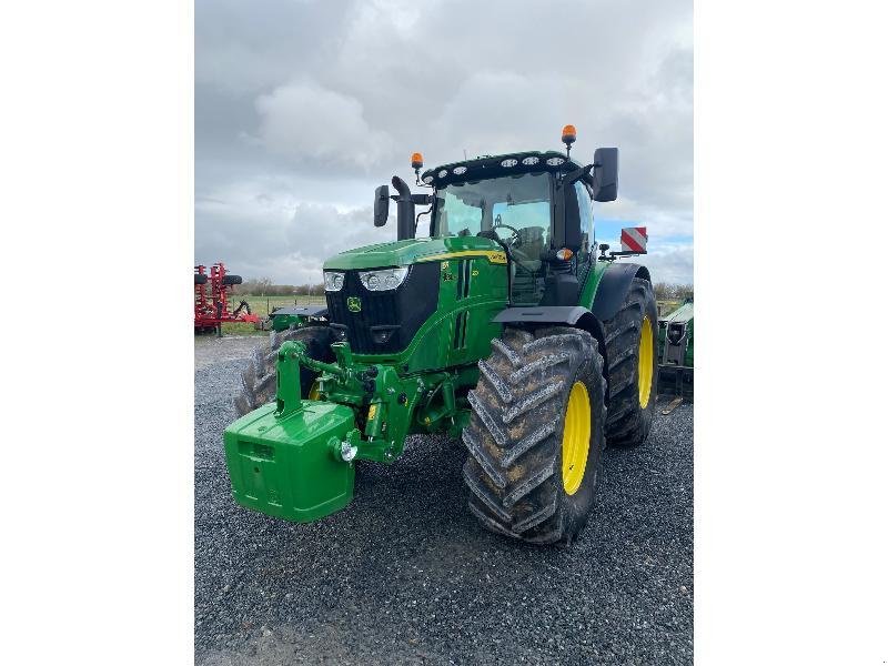 Traktor za tip John Deere 6R 250, Gebrauchtmaschine u LE PONT CHRETIEN (Slika 1)