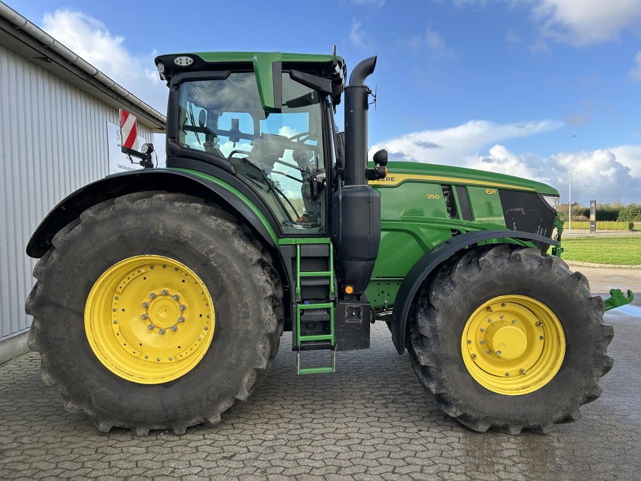 Traktor a típus John Deere 6R 250, Gebrauchtmaschine ekkor: Bramming (Kép 2)