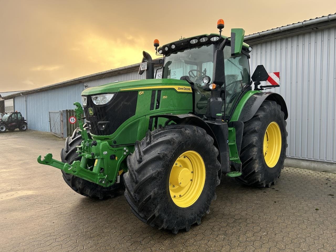 Traktor a típus John Deere 6R 250, Gebrauchtmaschine ekkor: Bramming (Kép 8)