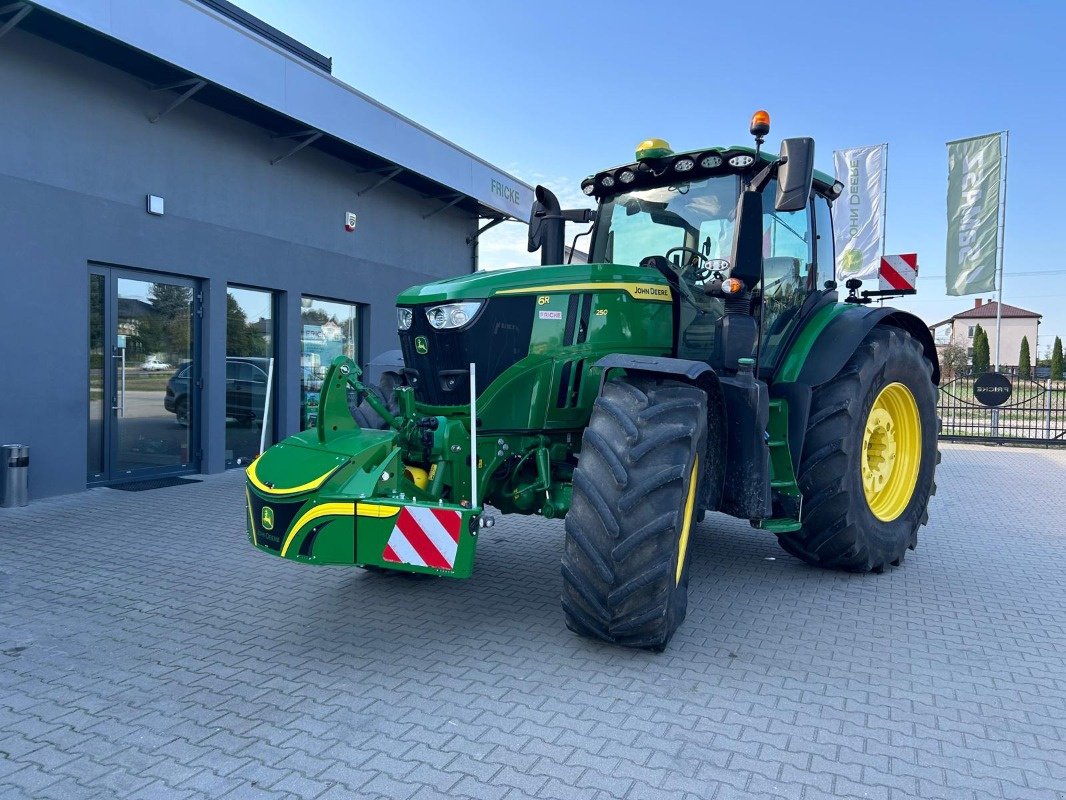 Traktor typu John Deere 6R 250, Gebrauchtmaschine w Mrągowo (Zdjęcie 1)