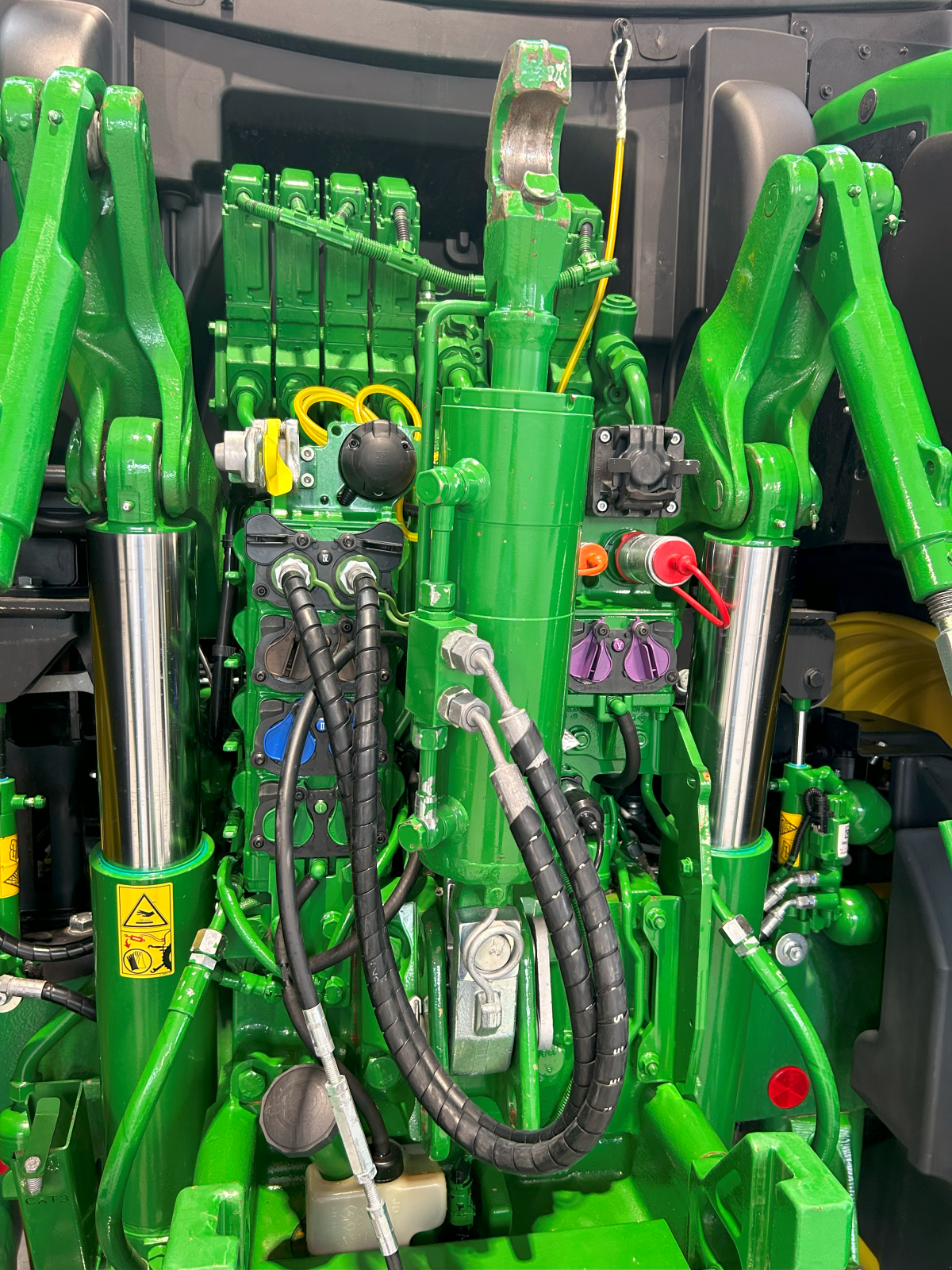 Traktor of the type John Deere 6R 250, Gebrauchtmaschine in Kröning (Picture 12)