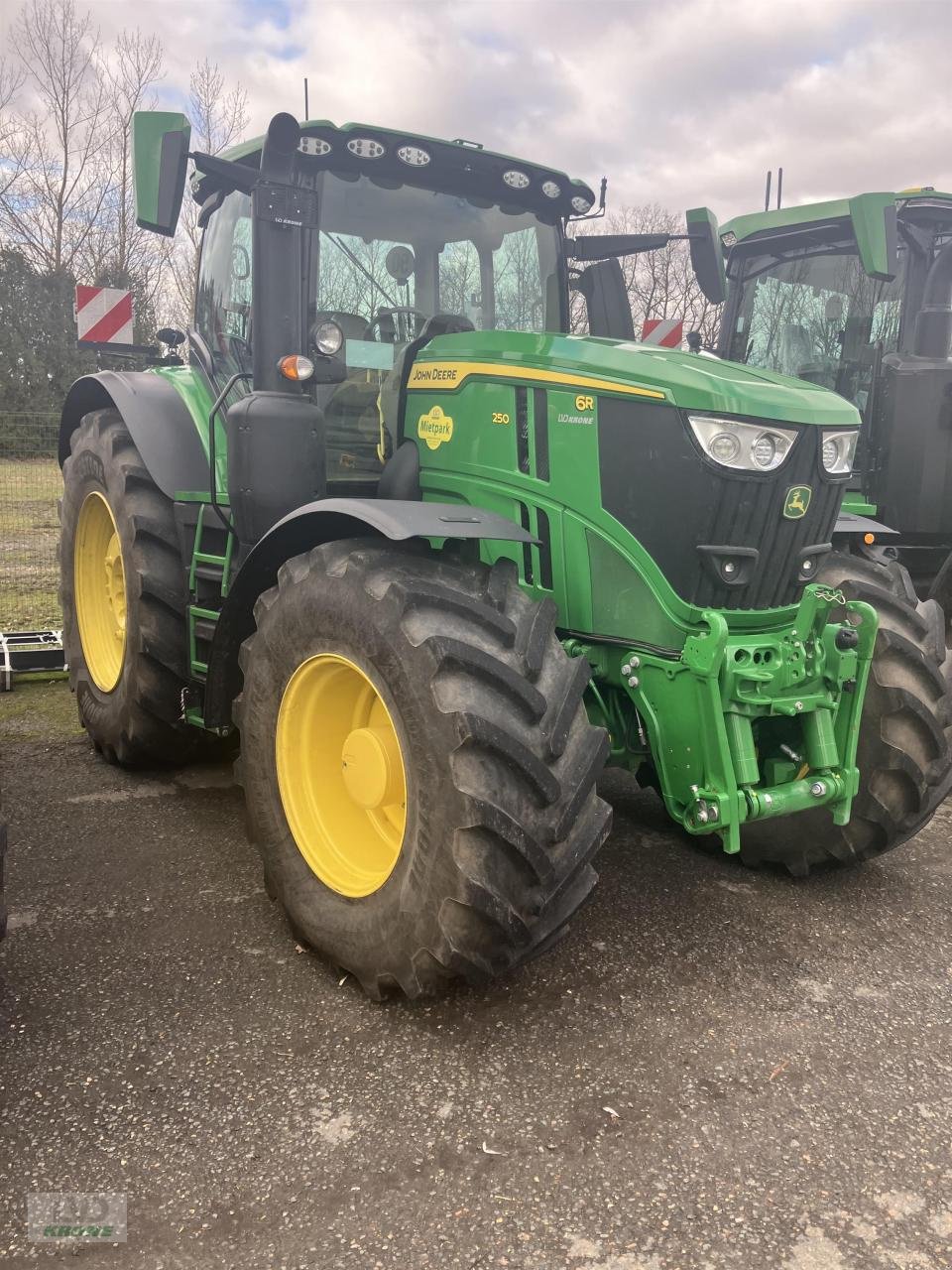 Traktor tipa John Deere 6R 250, Gebrauchtmaschine u Zorbau (Slika 1)