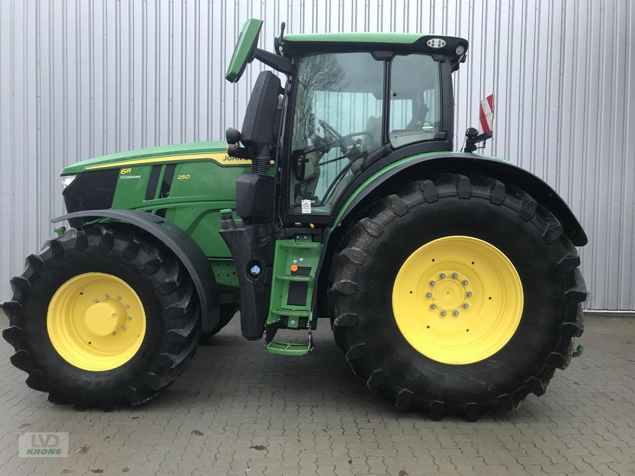 Traktor typu John Deere 6R 250, Gebrauchtmaschine w Alt-Mölln (Zdjęcie 1)