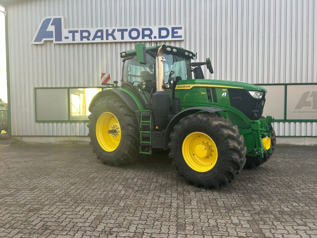 Traktor des Typs John Deere 6R 250, Gebrauchtmaschine in Sittensen (Bild 2)