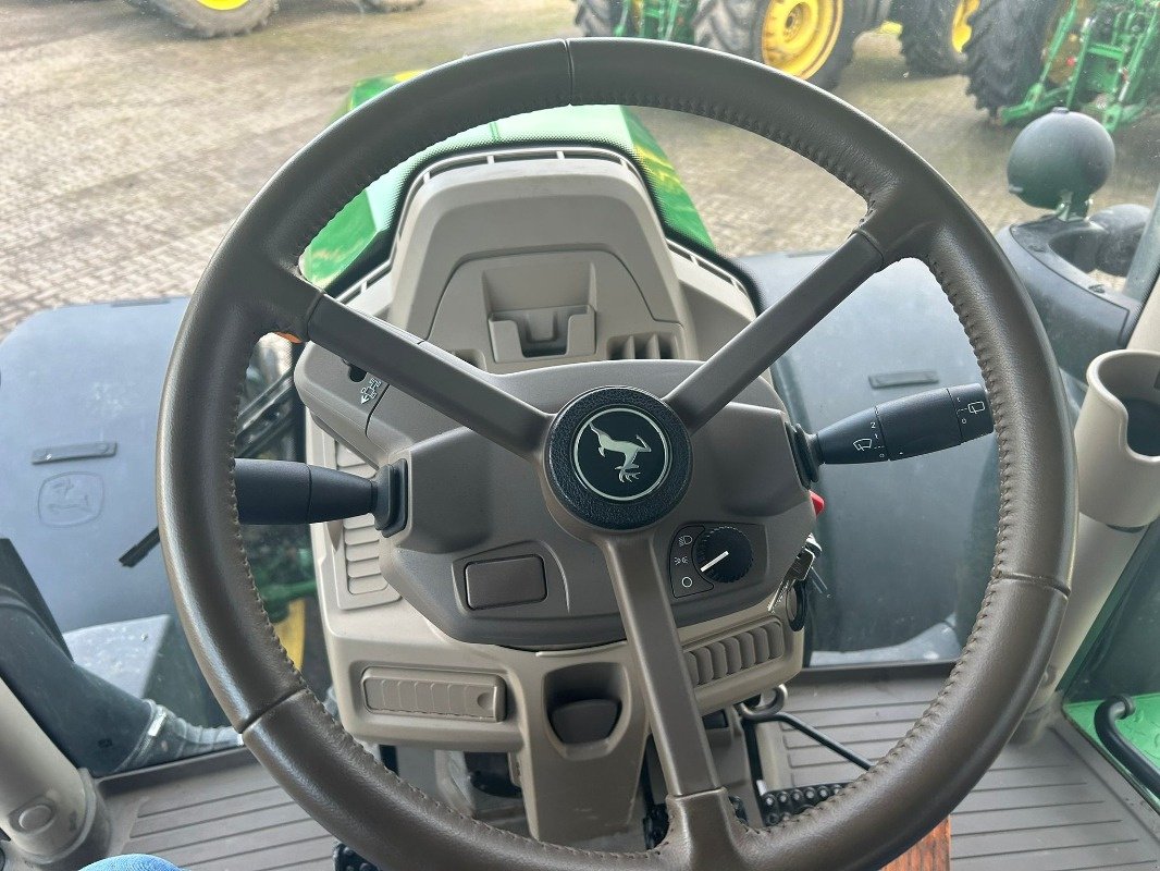 Traktor des Typs John Deere 6R 250, Gebrauchtmaschine in Sittensen (Bild 12)