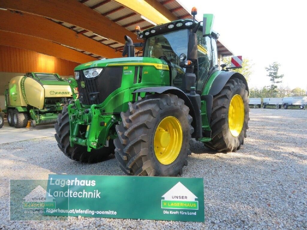 Traktor of the type John Deere 6R 250, Neumaschine in Hofkirchen (Picture 1)